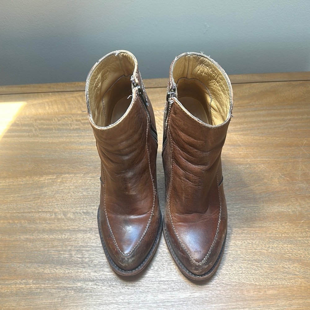 Bed Stu Chestnut Leather Ankle Booties